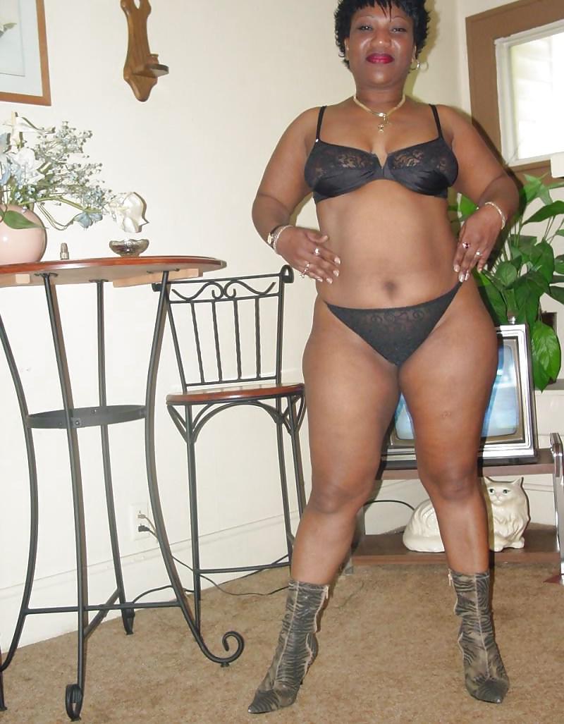 16P GROWN WOMAN EDITION VOL.118