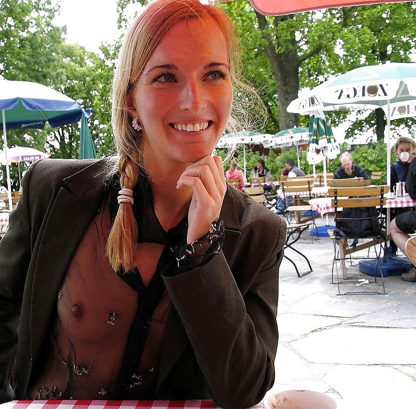 25P Women Public Flashing Collaboration 3