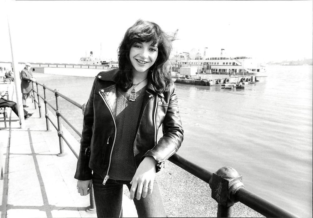 25P Kate Bush - Goddess.
