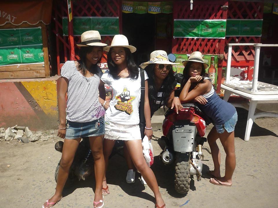 25P Madagascar - beach pictures - tamatave