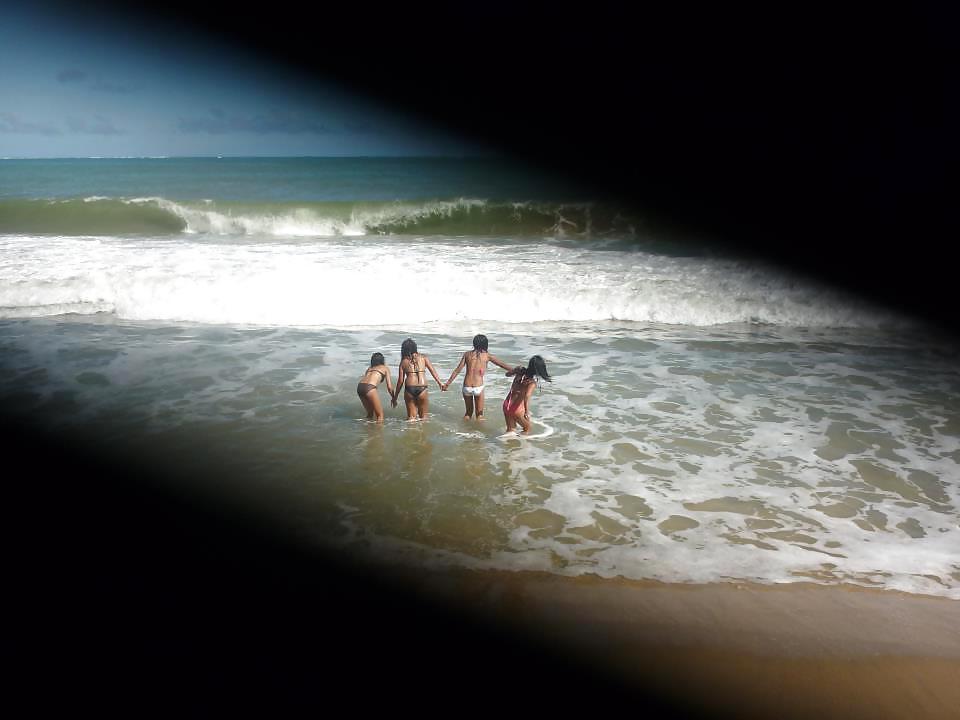 25P Madagascar - beach pictures - tamatave