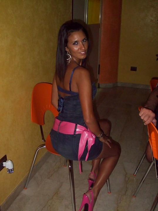 25P Hot teen italian milf