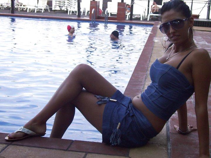 25P Hot teen italian milf