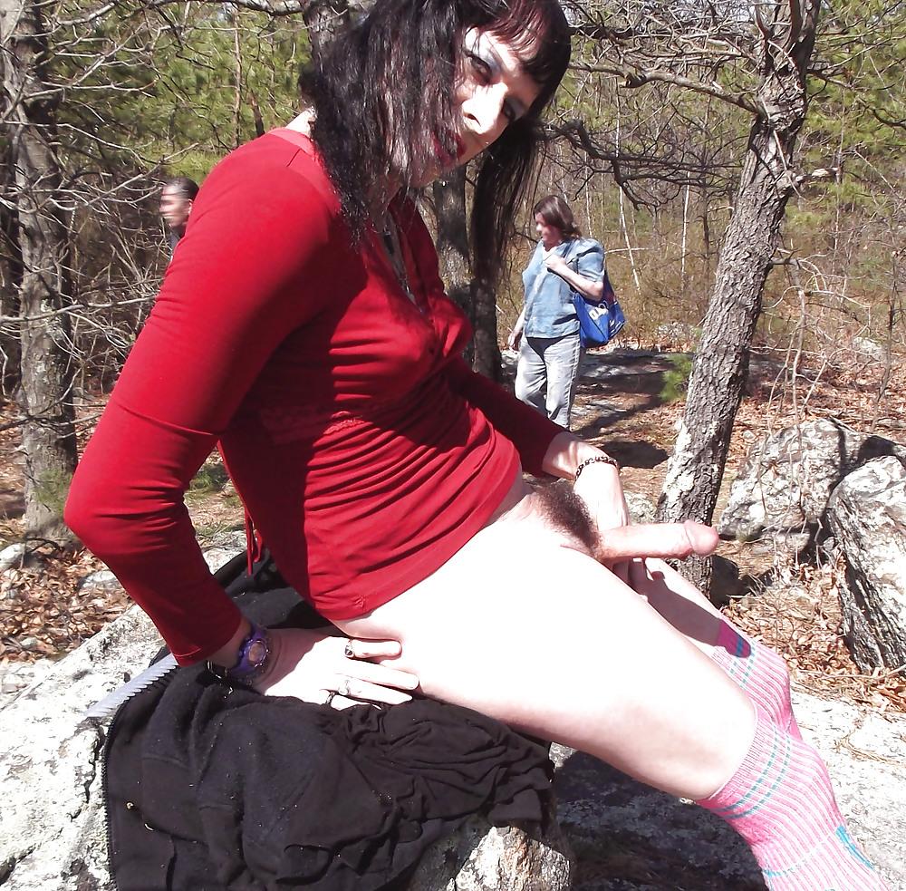 11P Whore crossdresser showing her sexy hairy bush!