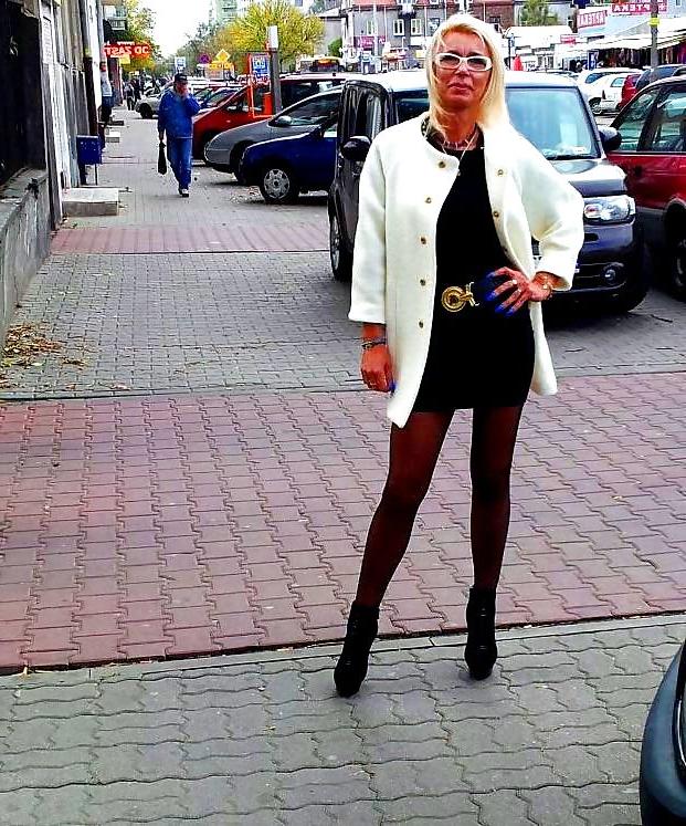 25P German Classic MILF