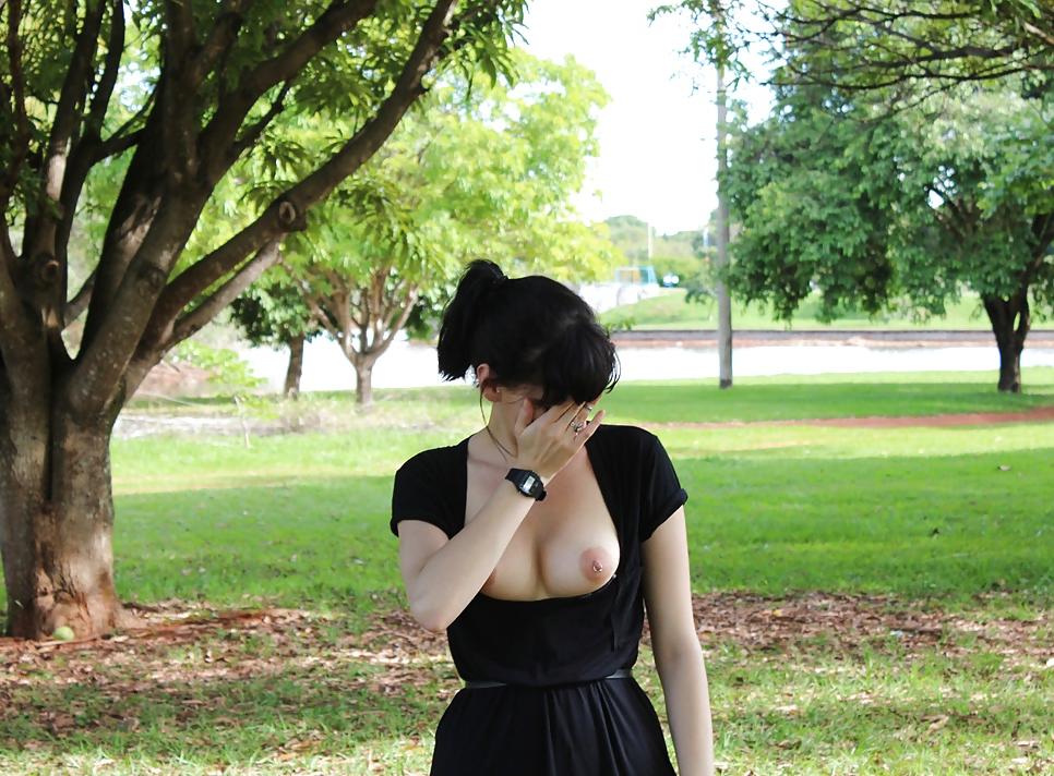 25P Women Flashing Collaboration 4