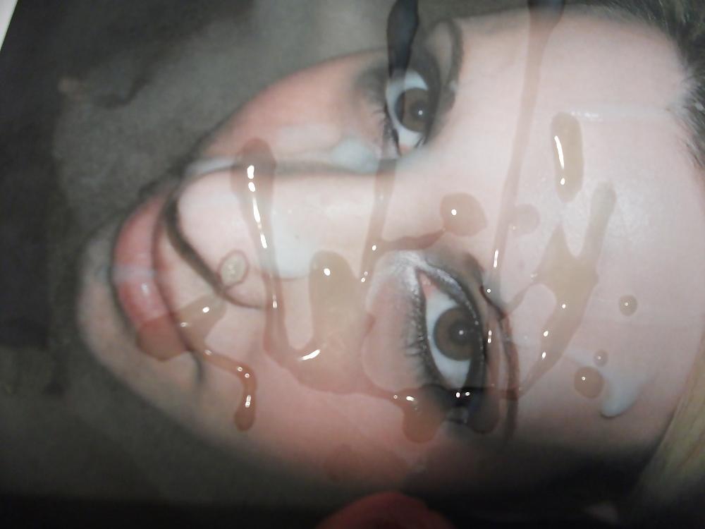 11P Double cumshot for hot Silvia alias sylvinha86 