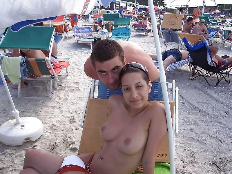 20P Naked beach 62.