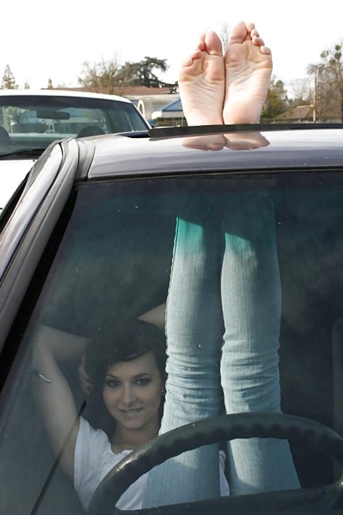 25P Wtf Sexy Teenie Feet reloaded v3.7