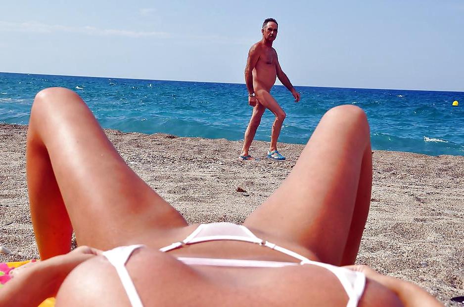 25P Nudist Beach Grobbing