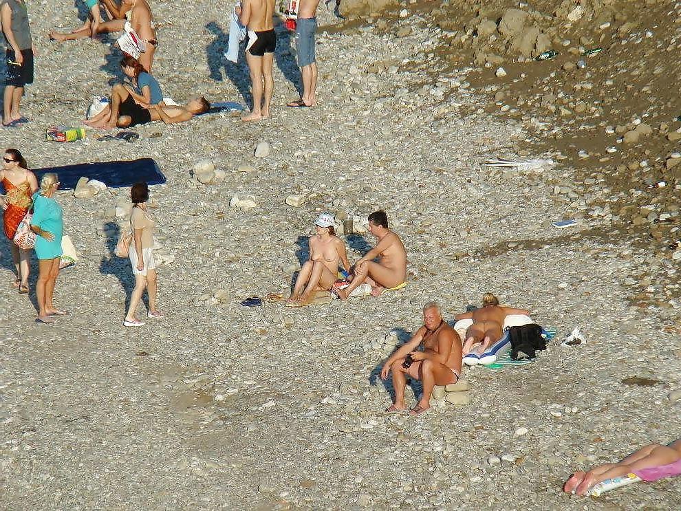 25P Nudist Beach Fun