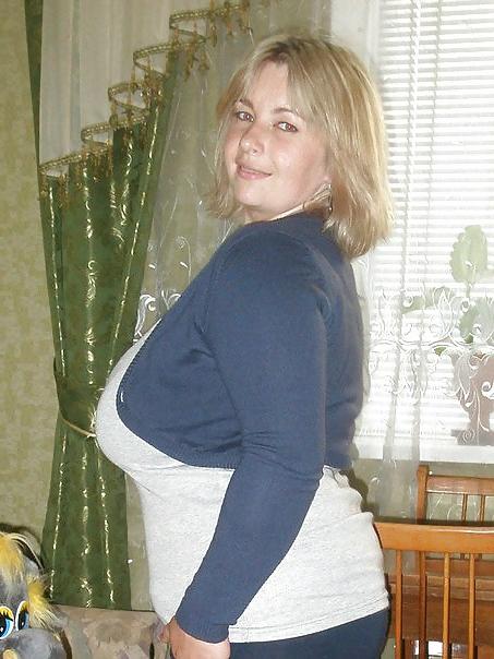 19P Busty Russian Woman 1381