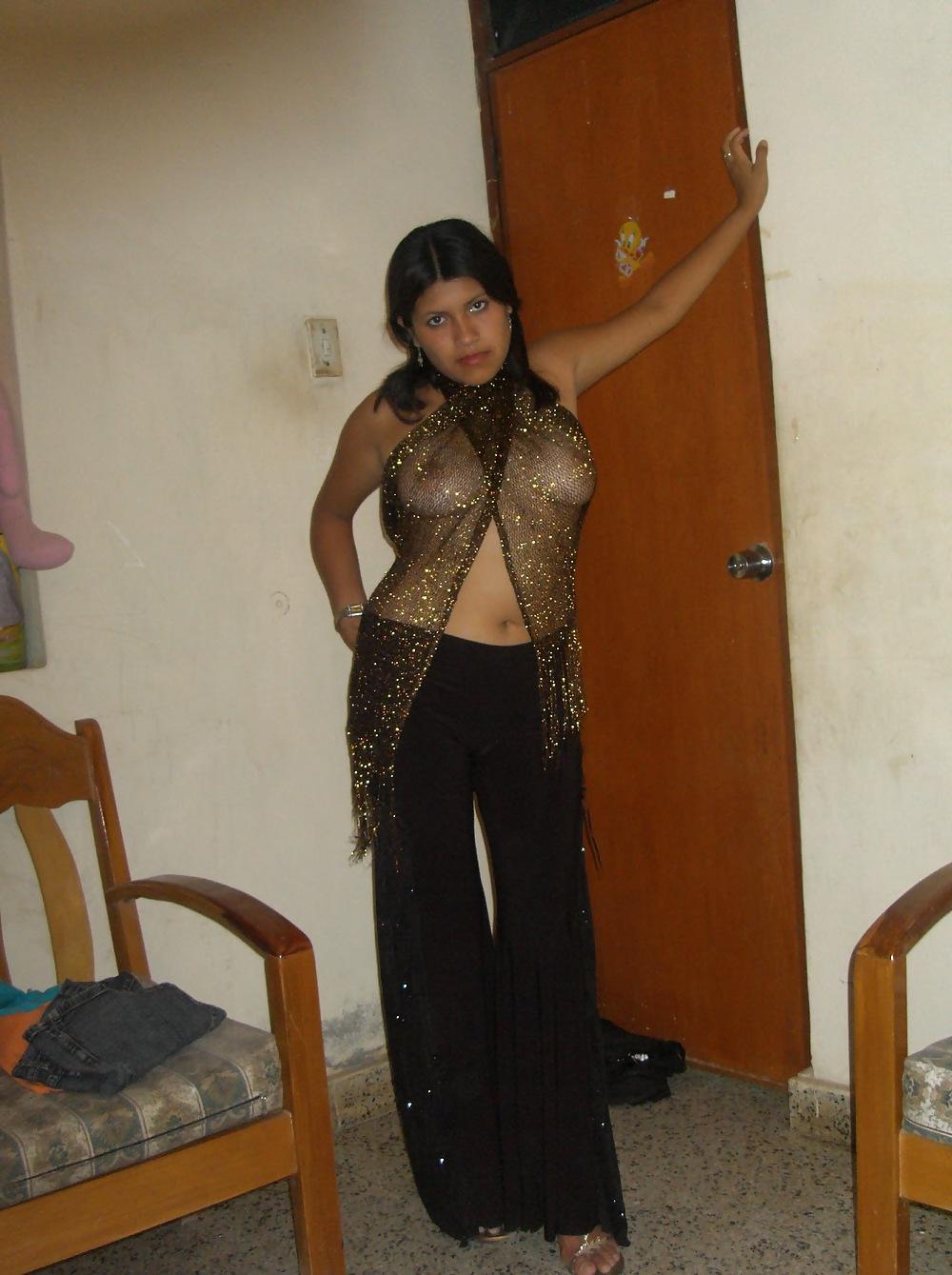 25P Sexy latina milf