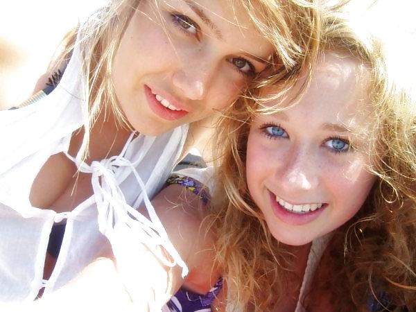 25P On the beach 4