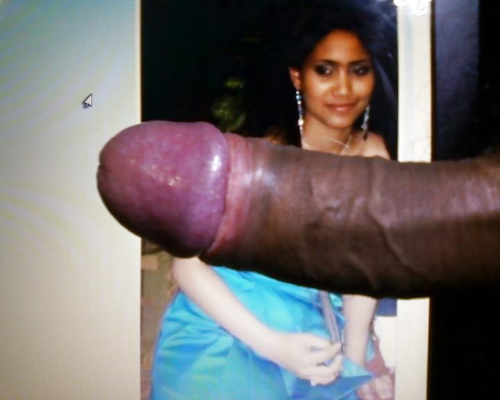 5P Wtf he srtoke his cock on her pics