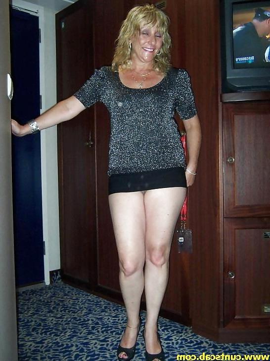 25P Old Skanky Whores