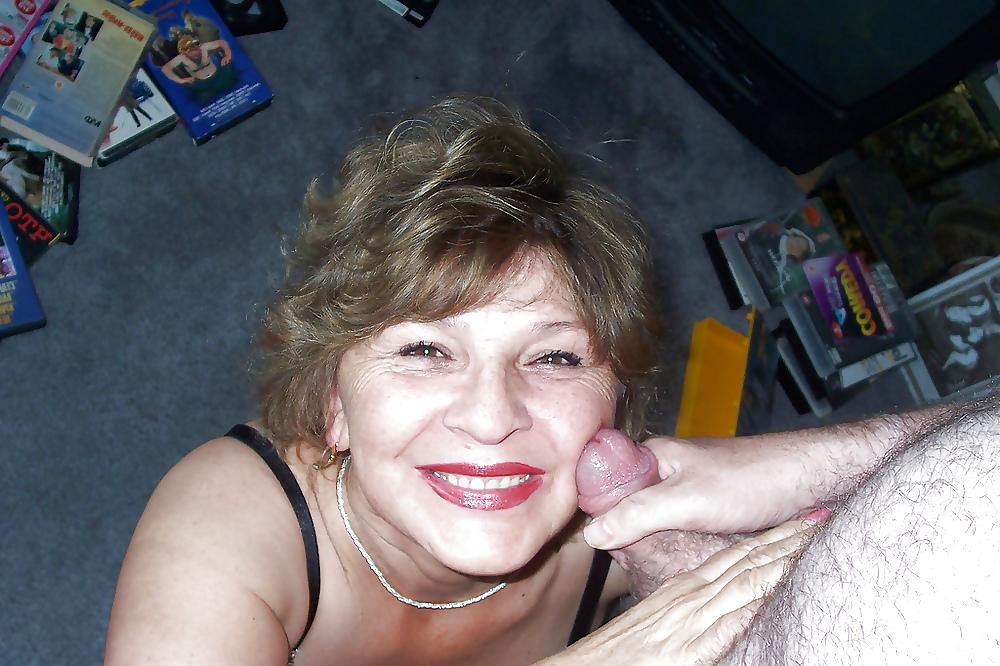 25P Old Woman sucks 4