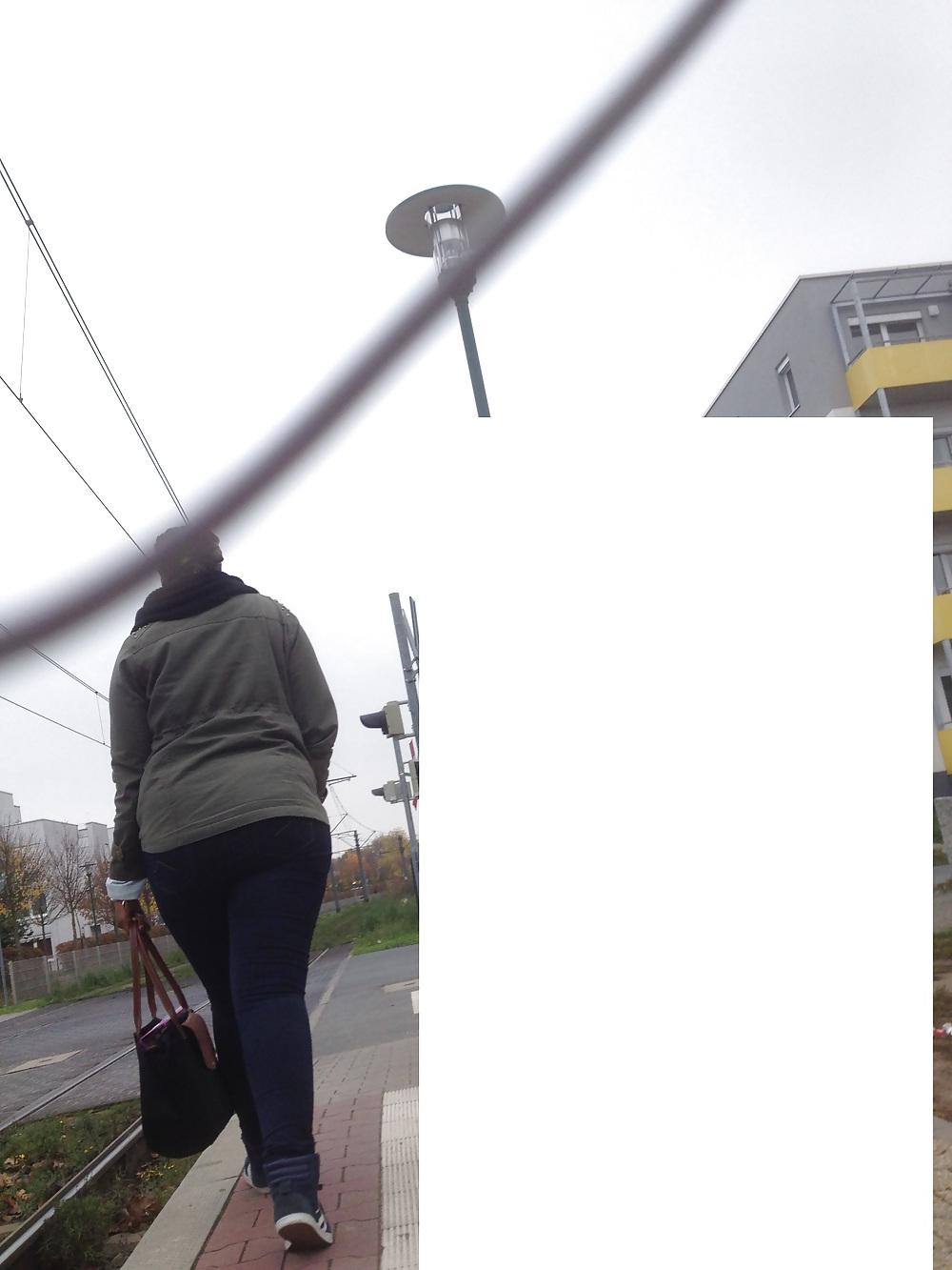 9P Cadid Jeans Ass of Woman - Voyeur