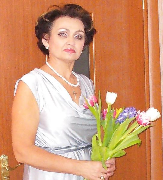 25P Russians sexy mature woman!