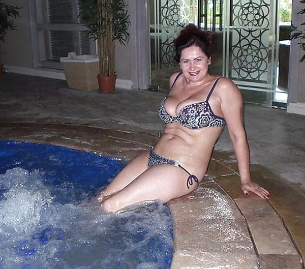 25P Russians sexy mature woman!
