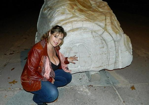 25P Busty Russian Woman 1419
