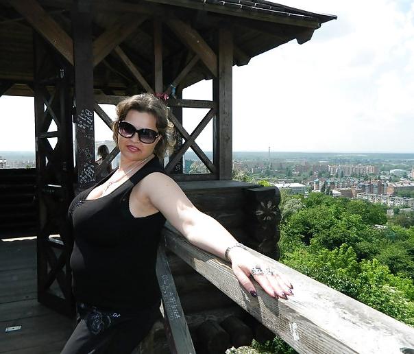 25P Busty Russian Woman 1419