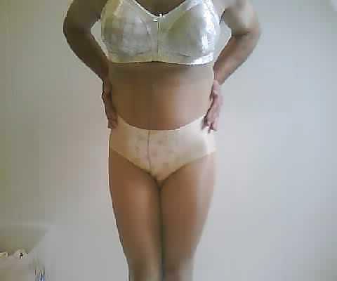 8P Old pictures in nylon and satin