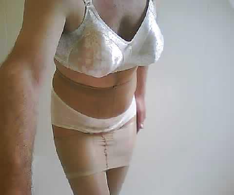 8P Old pictures in nylon and satin