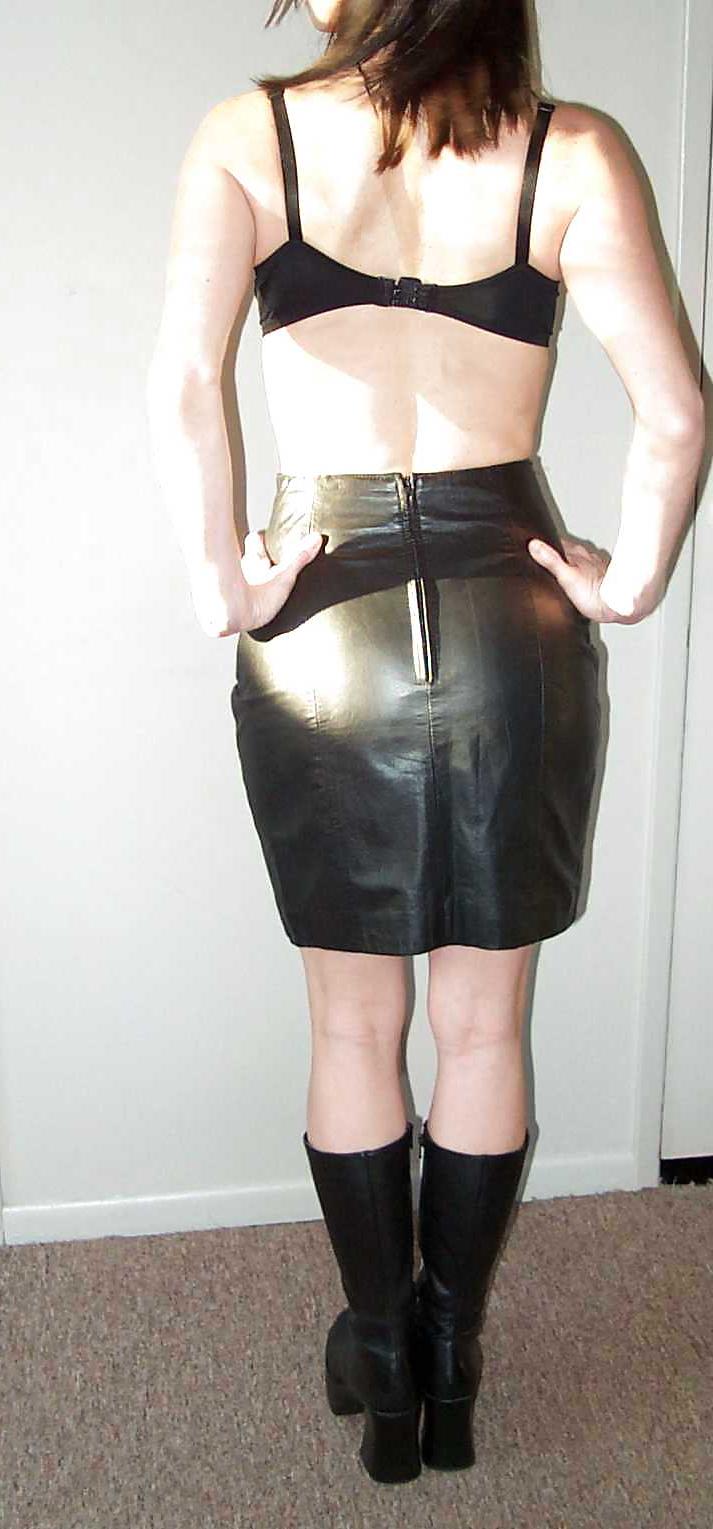 5P Leather mini skirt