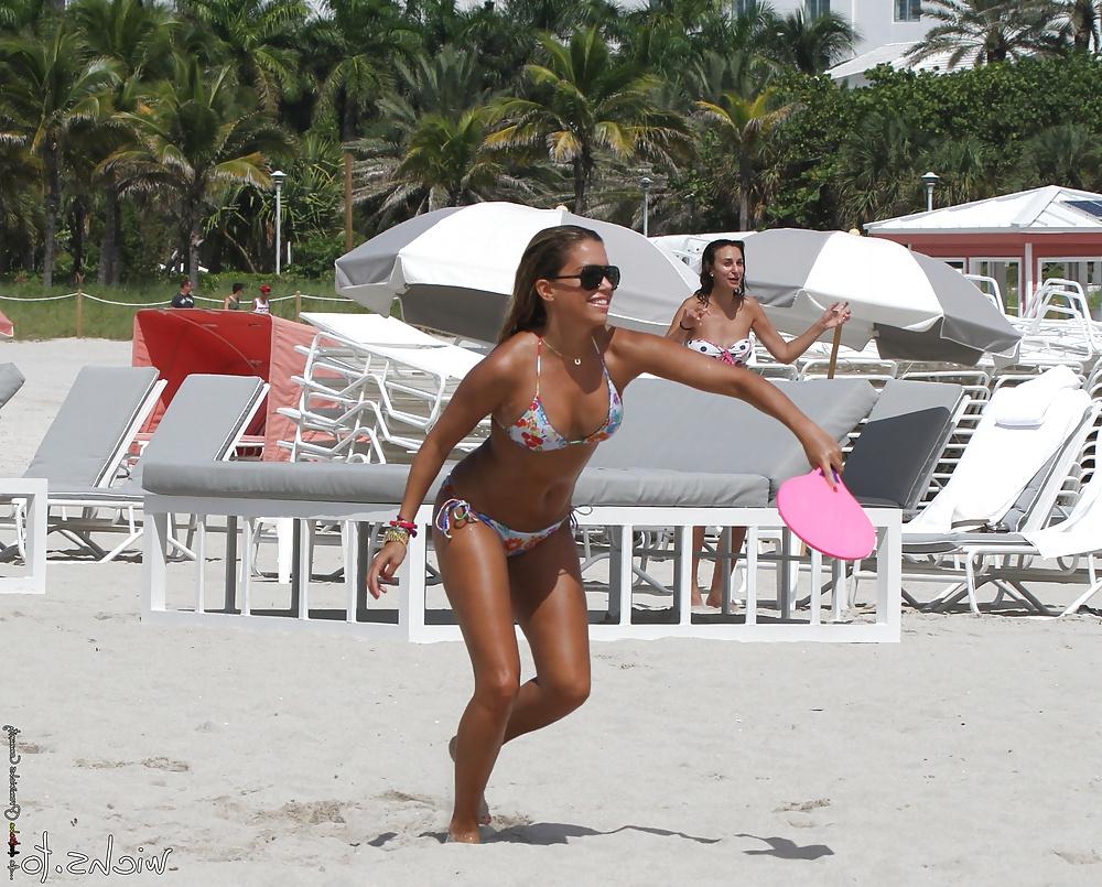 25P Beach Pics from Sylvie van der Vaart in Miami October 2013