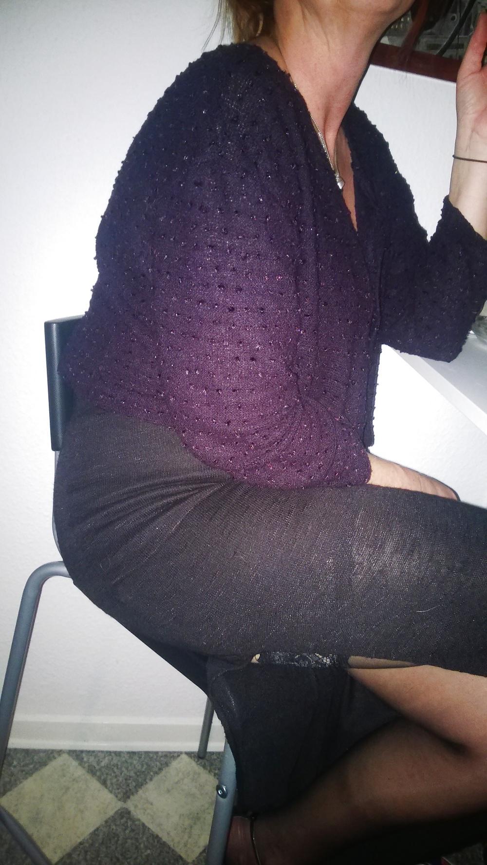 25P Wife i stockings and see through