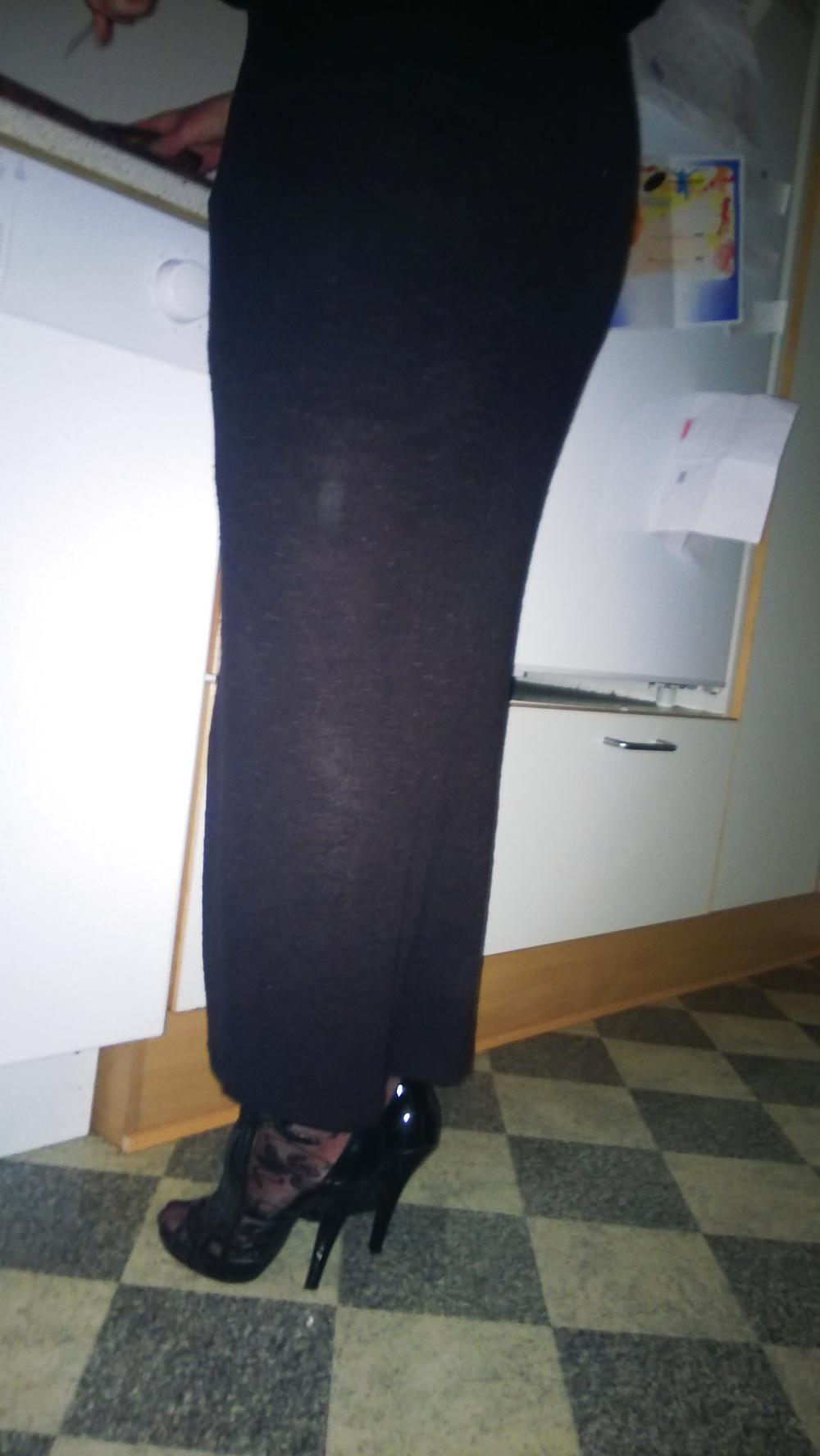 25P Wife i stockings and see through