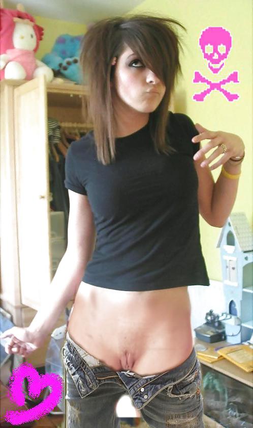 14P Pants pulled down frontal