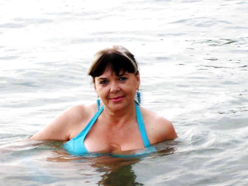 25P Russians sexy mature woman!