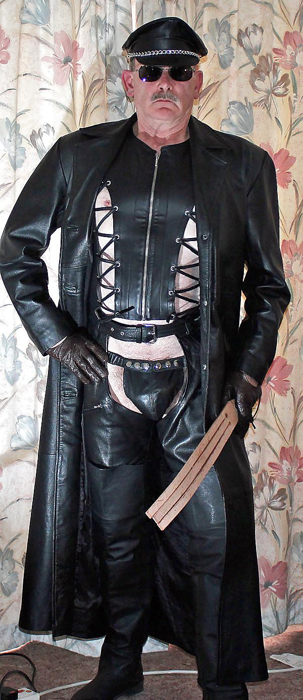 10P Leather 666