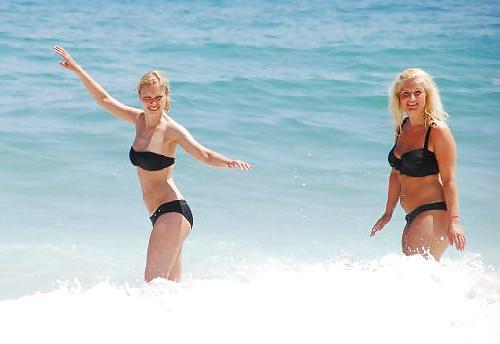 25P Turkish beach
