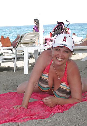 25P Busty Russian Woman 1413