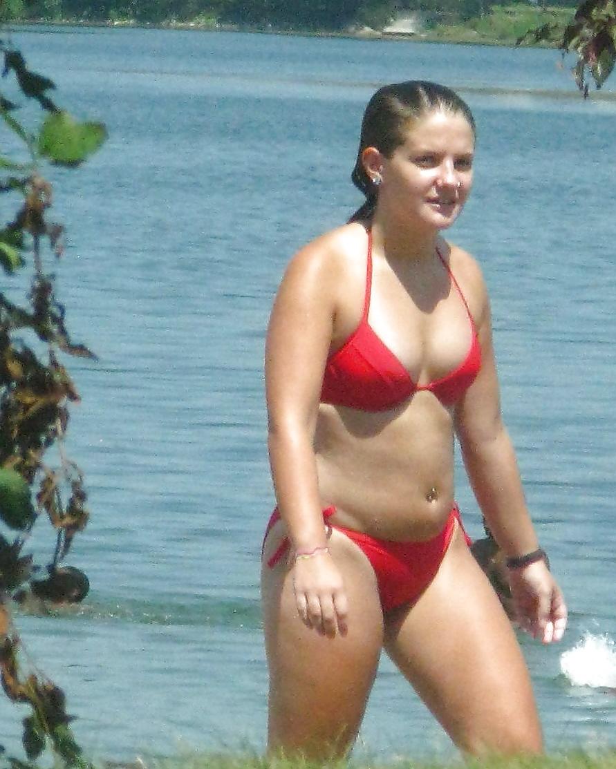 10P Beach Babes(3)