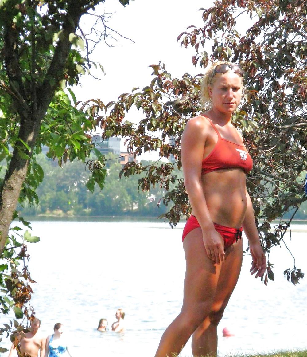 10P Beach Babes(3)