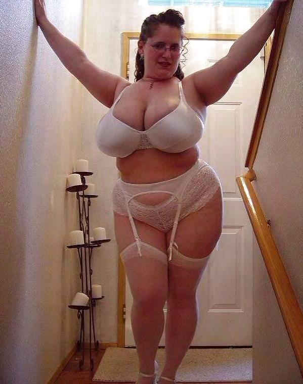 25P Sexy BBW Woman
