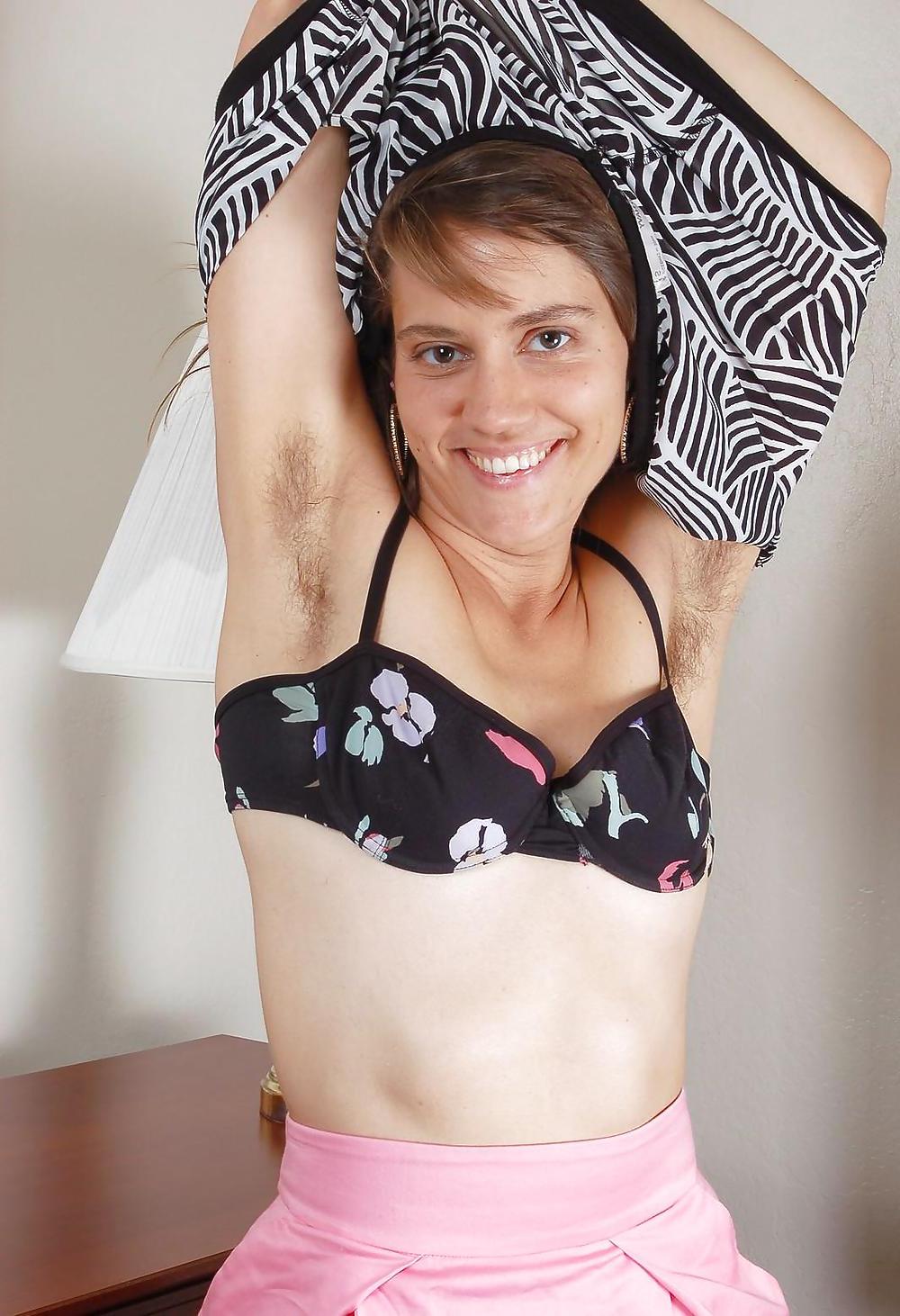 25P Girls with hairy, unshaven armpits Sc -