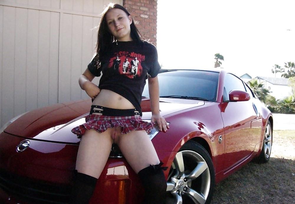 25P MILF Flashing - 40