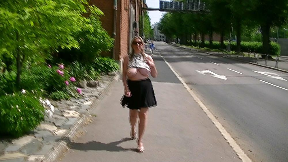 25P Mia street flashing