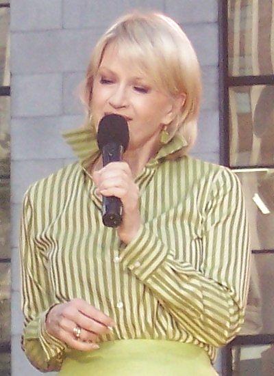 4P Diane Sawyer is a Beautiful Mature Woman.