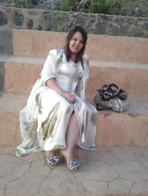 25P Woman Beautiful Arabs from Morocco 1