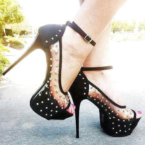 25P Heels and Nylon 