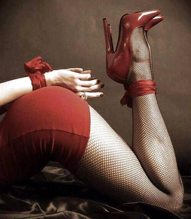 25P Heels and Nylon 