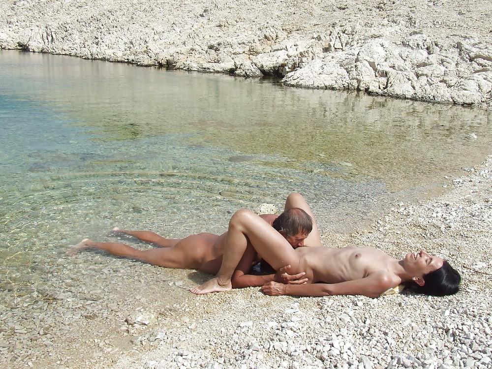 25P Blu beach sex by ahcpl