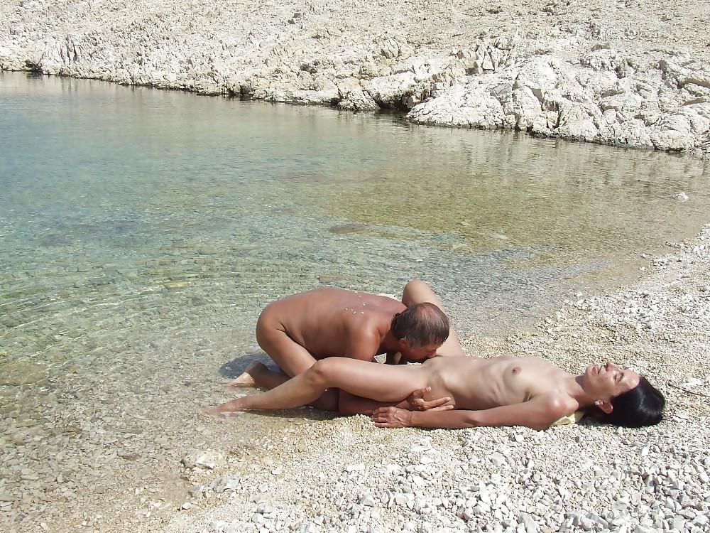25P Blu beach sex by ahcpl