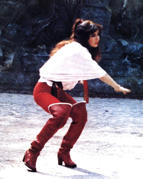 25P I love you Kate Bush II